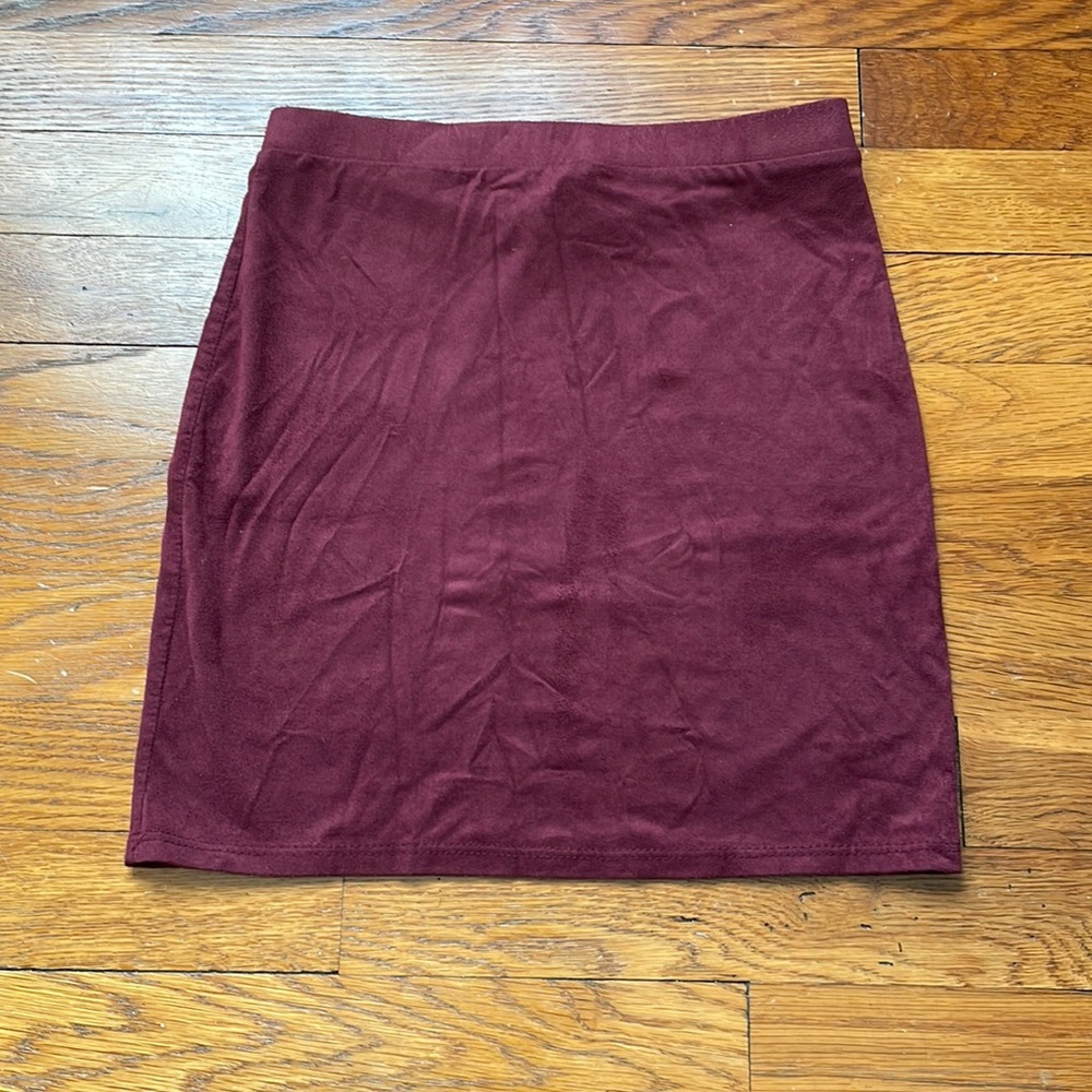 Windsor Pencil Skirt